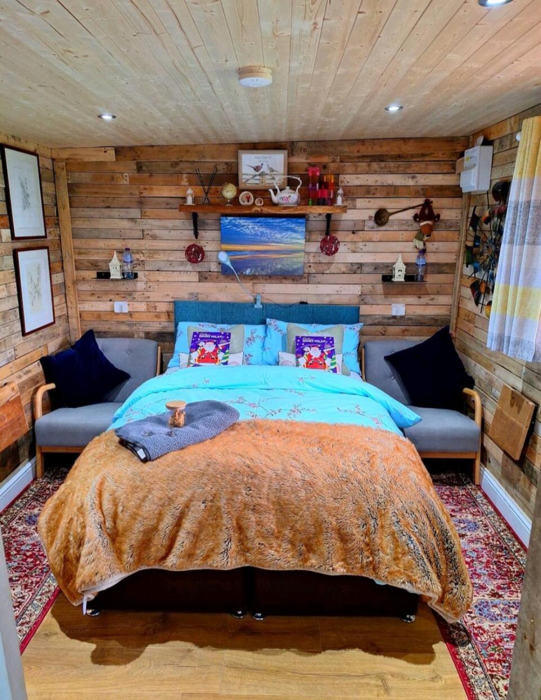 Lilac Cottage Cabin Swafield Экстерьер фото